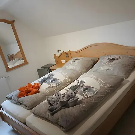 Alloggio per agriturismo Ploesch Hof *